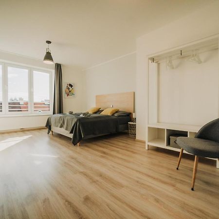 New Equipped Apartment In The City Center Plzen Bagian luar foto