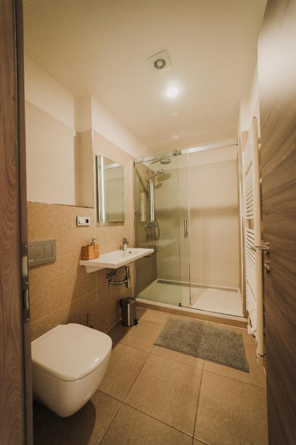 New Equipped Apartment In The City Center Plzen Bagian luar foto